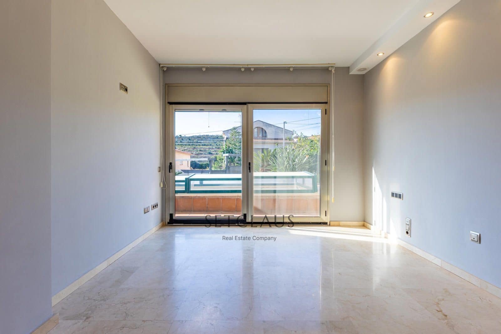 7 bedroom Villa for sale in Alella with pool garage - € 1,200,000 (Ref: 9405888)