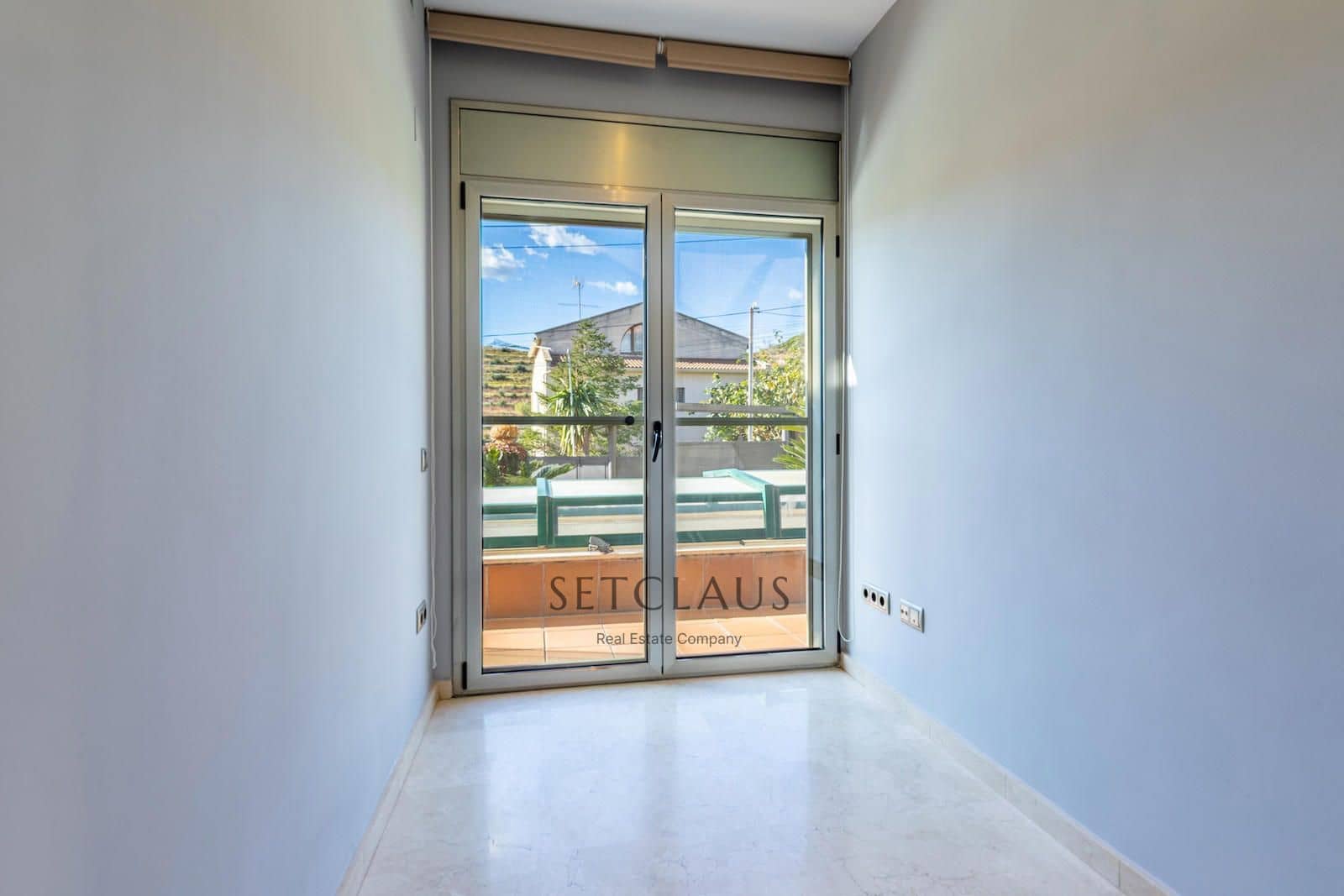 7 bedroom Villa for sale in Alella with pool garage - € 1,200,000 (Ref: 9405888)