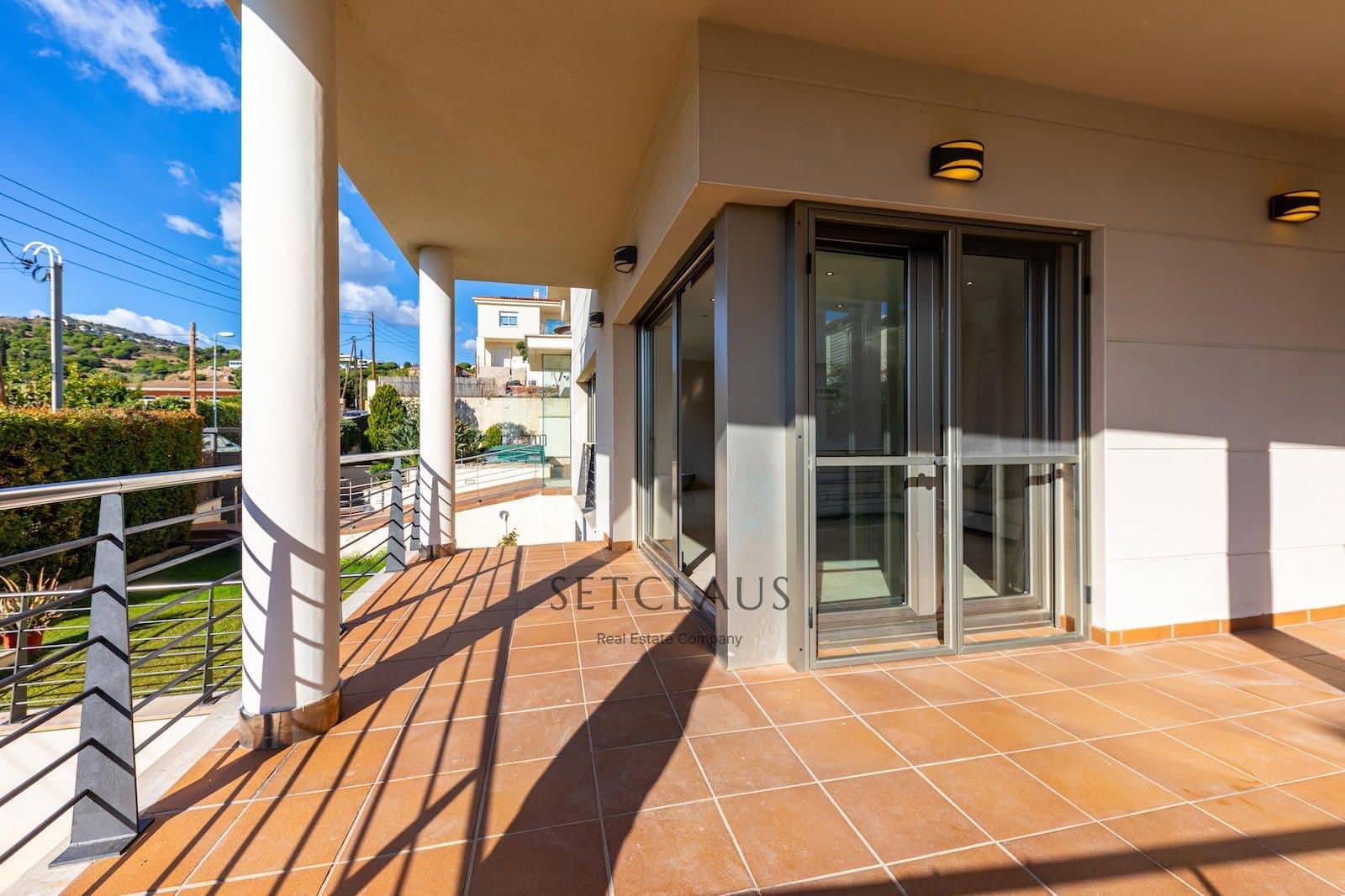 7 bedroom Villa for sale in Alella with pool garage - € 1,200,000 (Ref: 9405888)