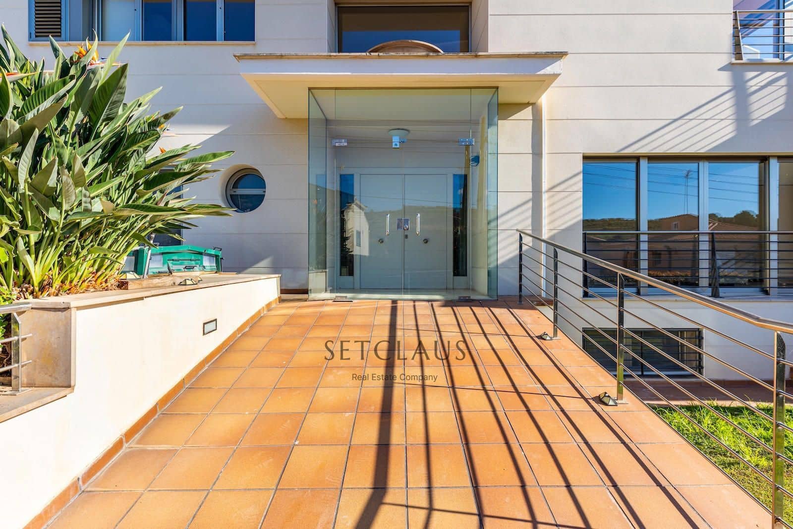 7 bedroom Villa for sale in Alella with pool garage - € 1,200,000 (Ref: 9405888)