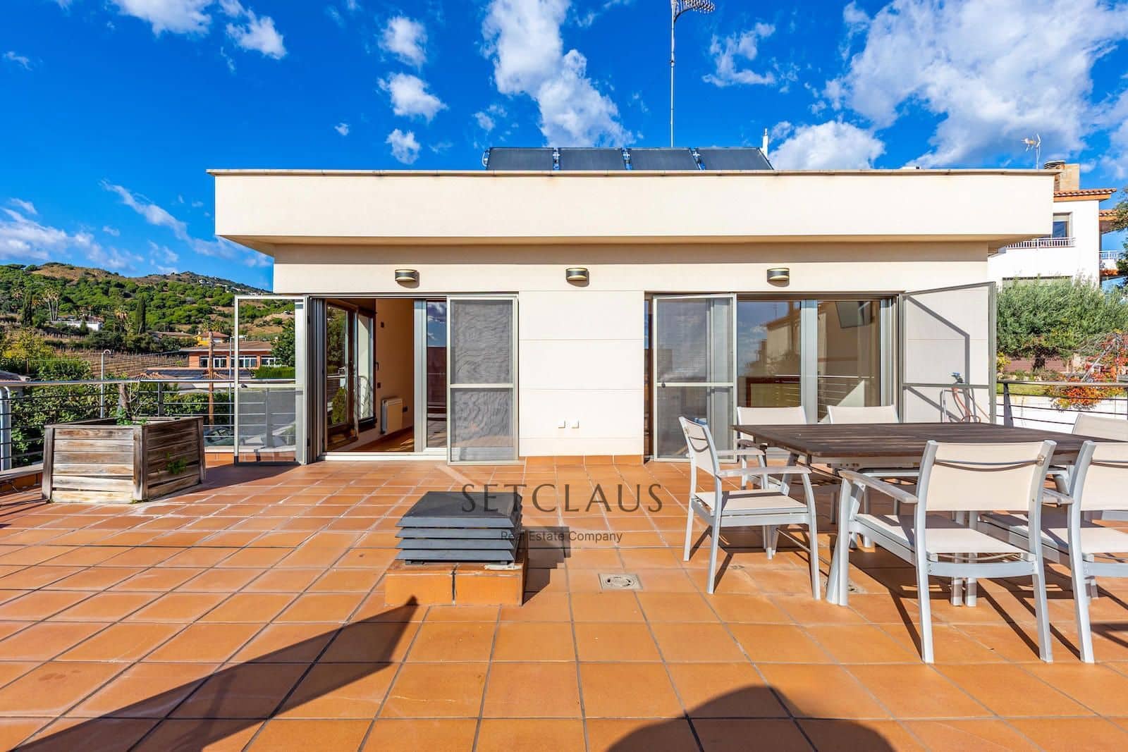 7 bedroom Villa for sale in Alella with pool garage - € 1,200,000 (Ref: 9405888)