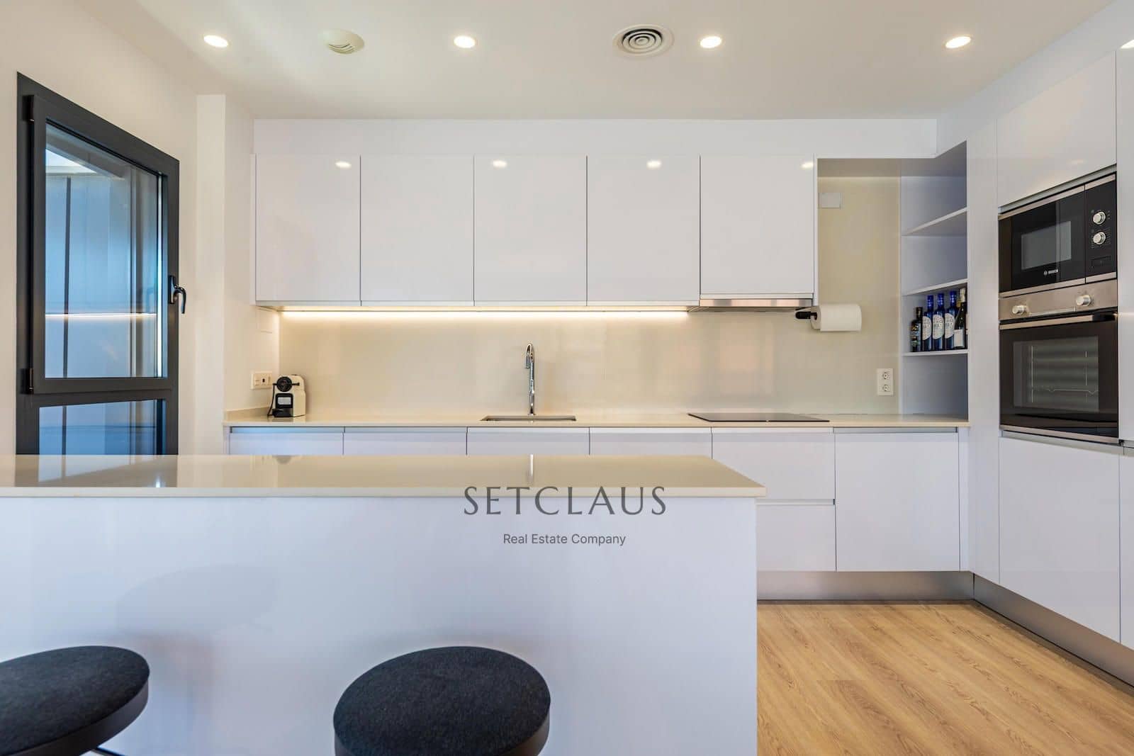 2 soveværelse Lejlighed til salg i El Masnou med swimmingpool - € 590.000 (Ref: 9420479)