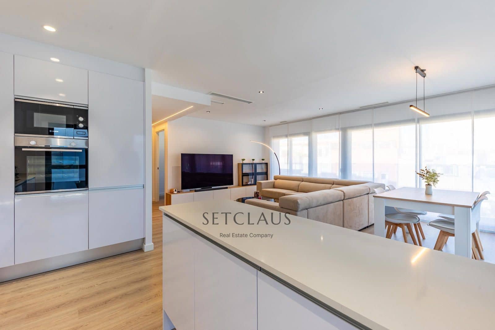 2 soveværelse Lejlighed til salg i El Masnou med swimmingpool - € 590.000 (Ref: 9420479)