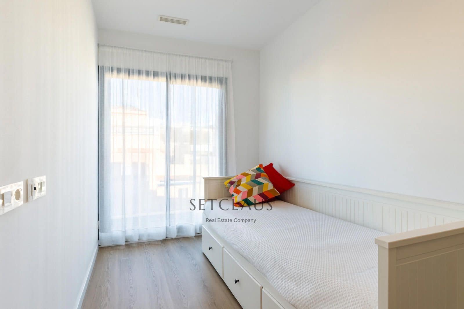 2 soveværelse Lejlighed til salg i El Masnou med swimmingpool - € 590.000 (Ref: 9420479)