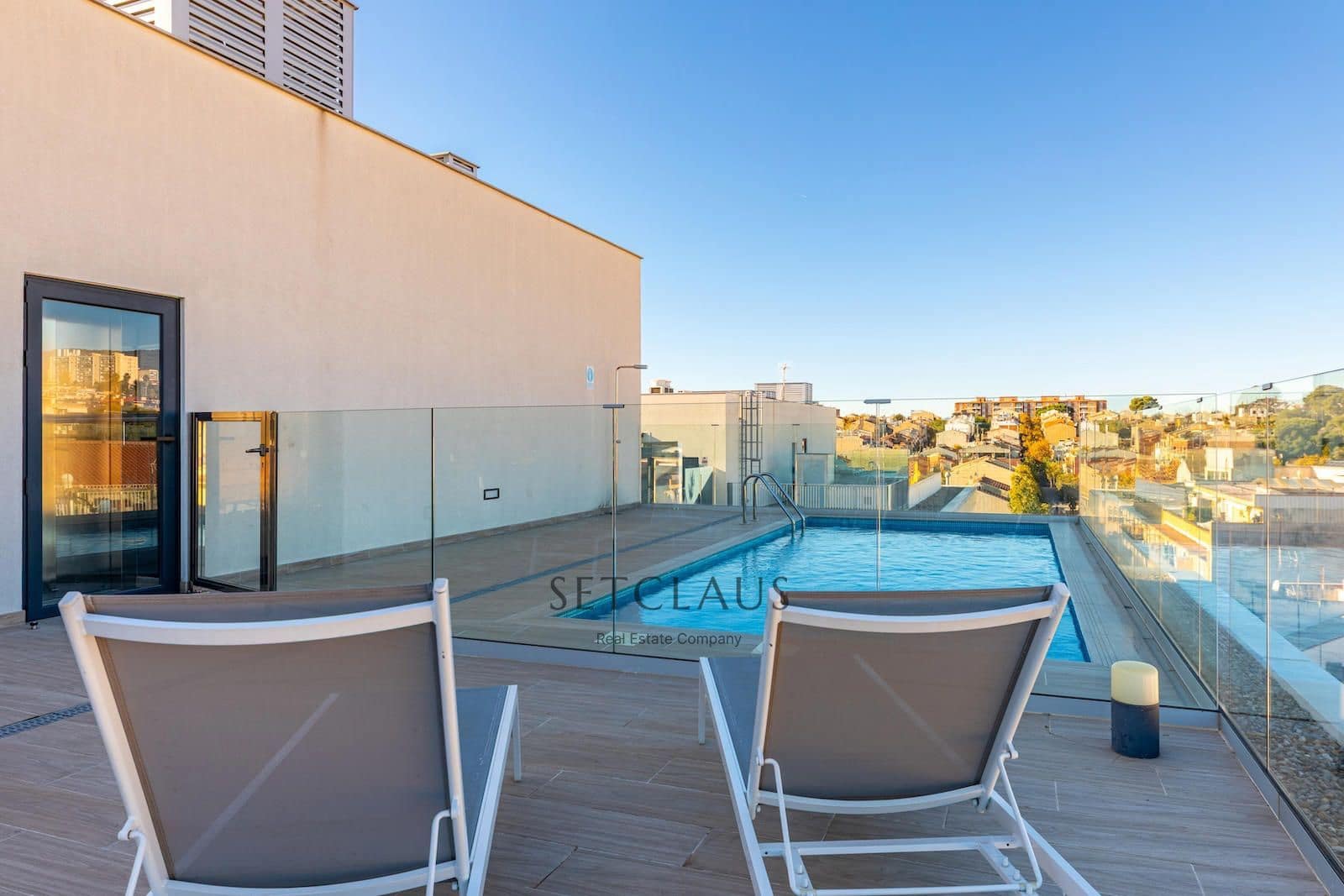 2 soveværelse Lejlighed til salg i El Masnou med swimmingpool - € 590.000 (Ref: 9420479)