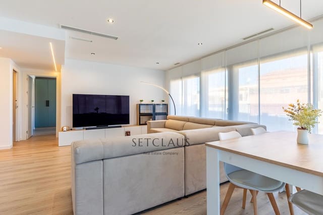 2 soveværelse Lejlighed til salg i El Masnou med swimmingpool - € 590.000 (Ref: 9420479)