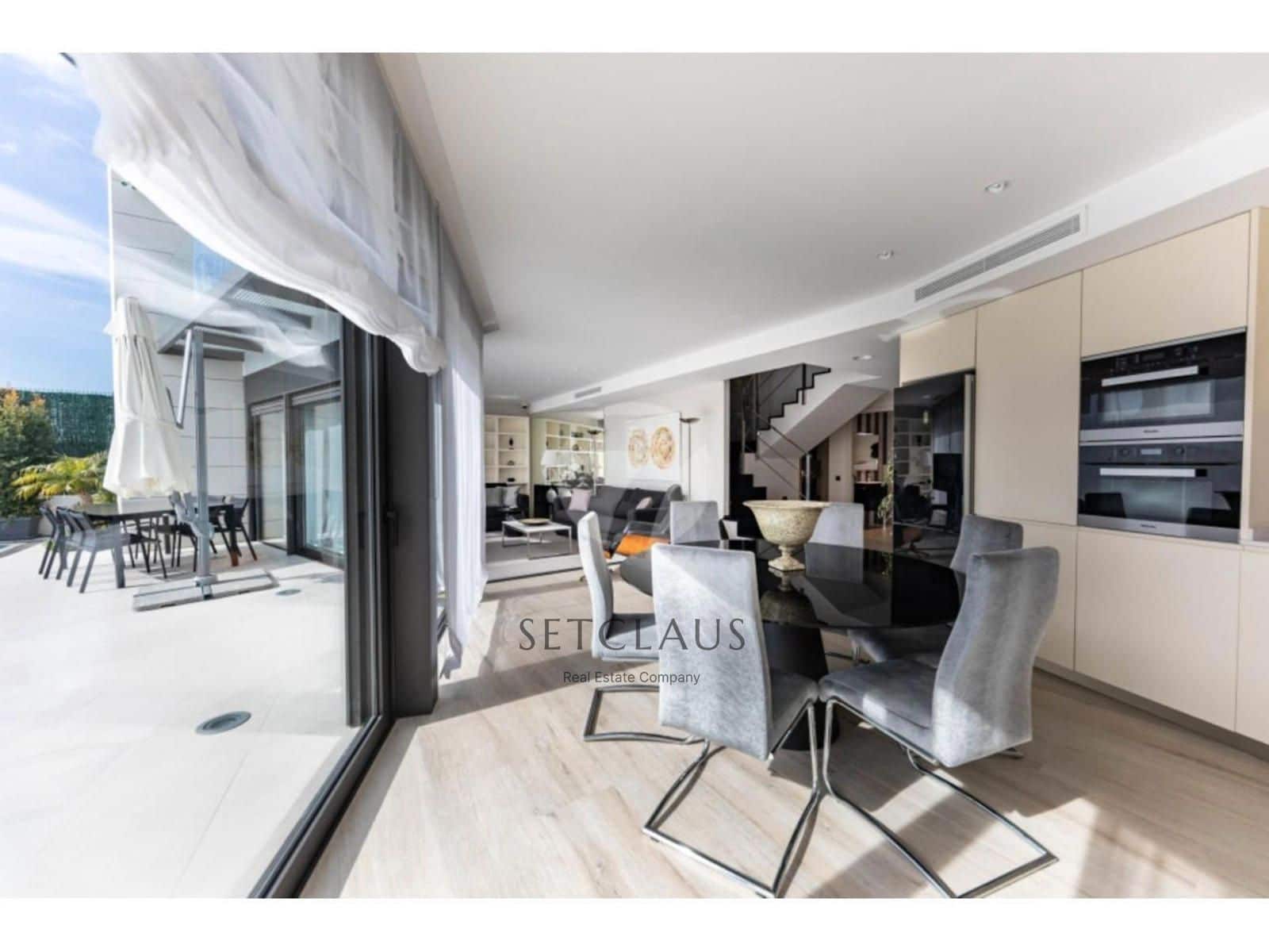 5 sypialnia Willa do wynajęcia w Teia z basenem garażem - 8 000 € (Ref: 9428698)