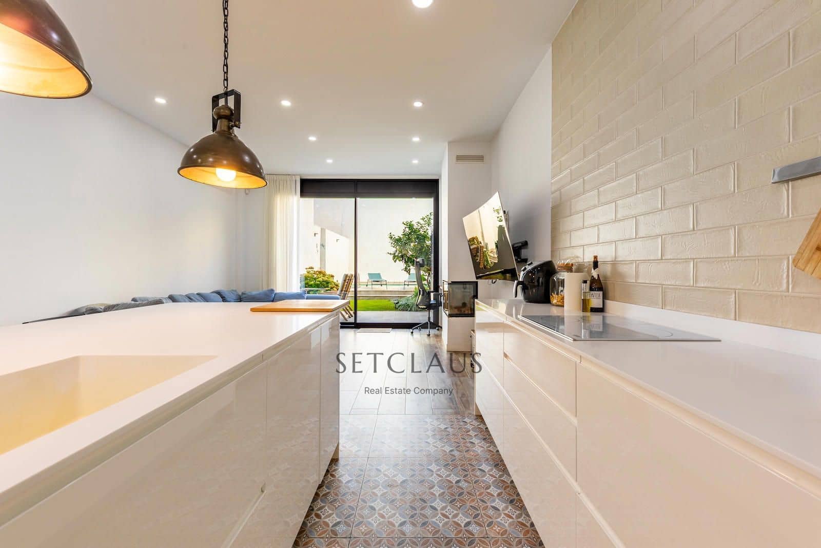 3 bedroom Villa for sale in Mataro with pool garage - € 775,000 (Ref: 9436451)