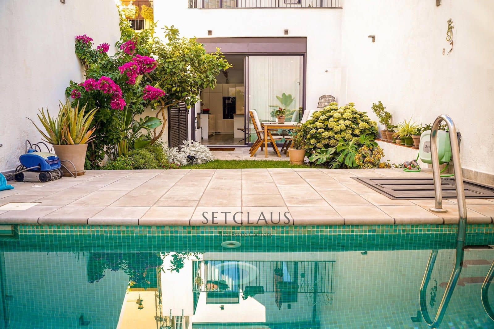 3 bedroom Villa for sale in Mataro with pool garage - € 775,000 (Ref: 9436451)