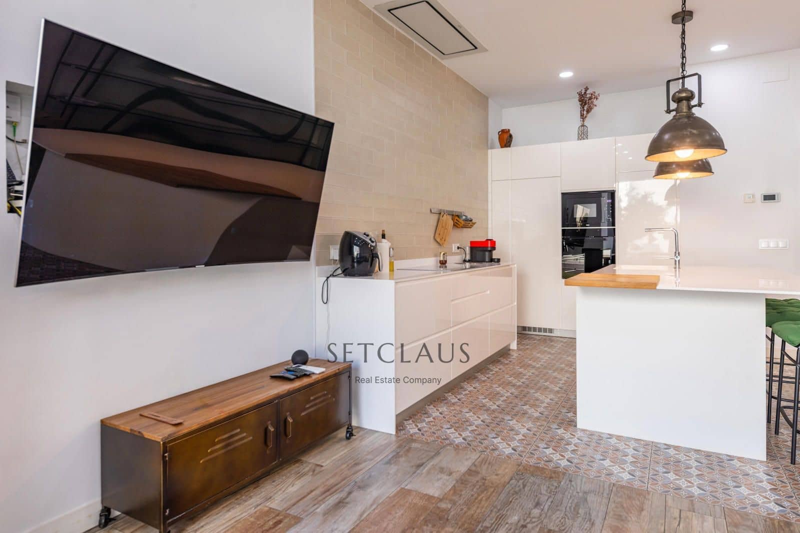 3 bedroom Villa for sale in Mataro with pool garage - € 775,000 (Ref: 9436451)