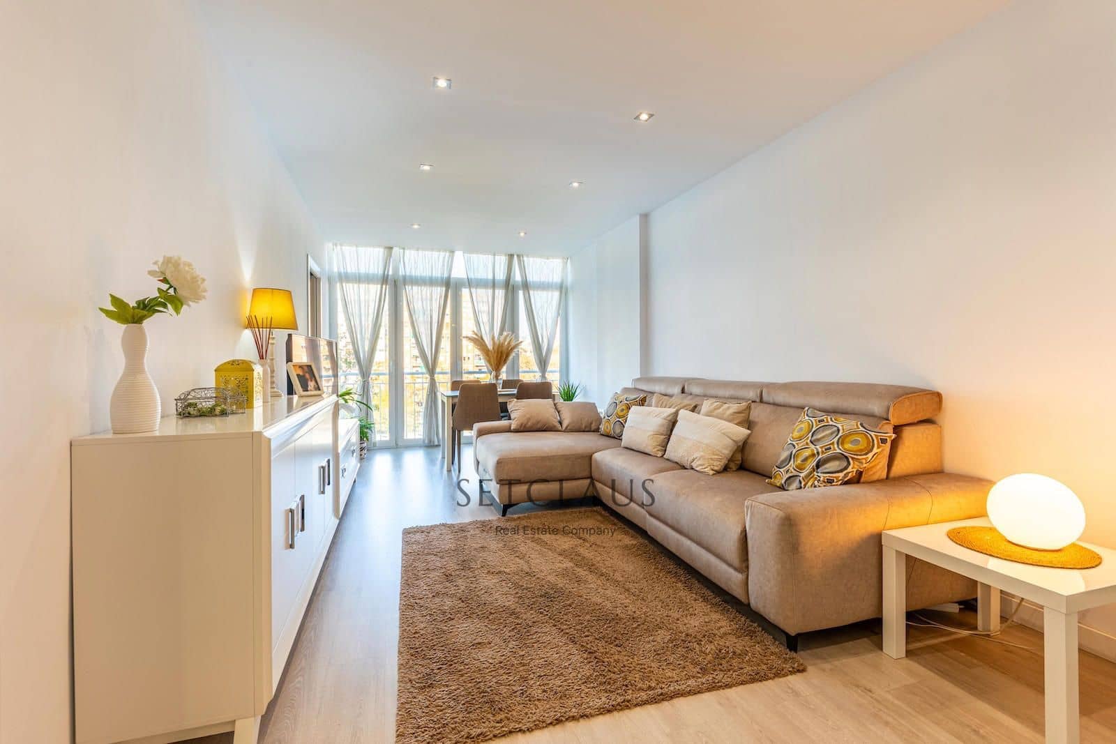 3 soveværelse Lejlighed til salg i Barcelona by - € 399.000 (Ref: 9436452)