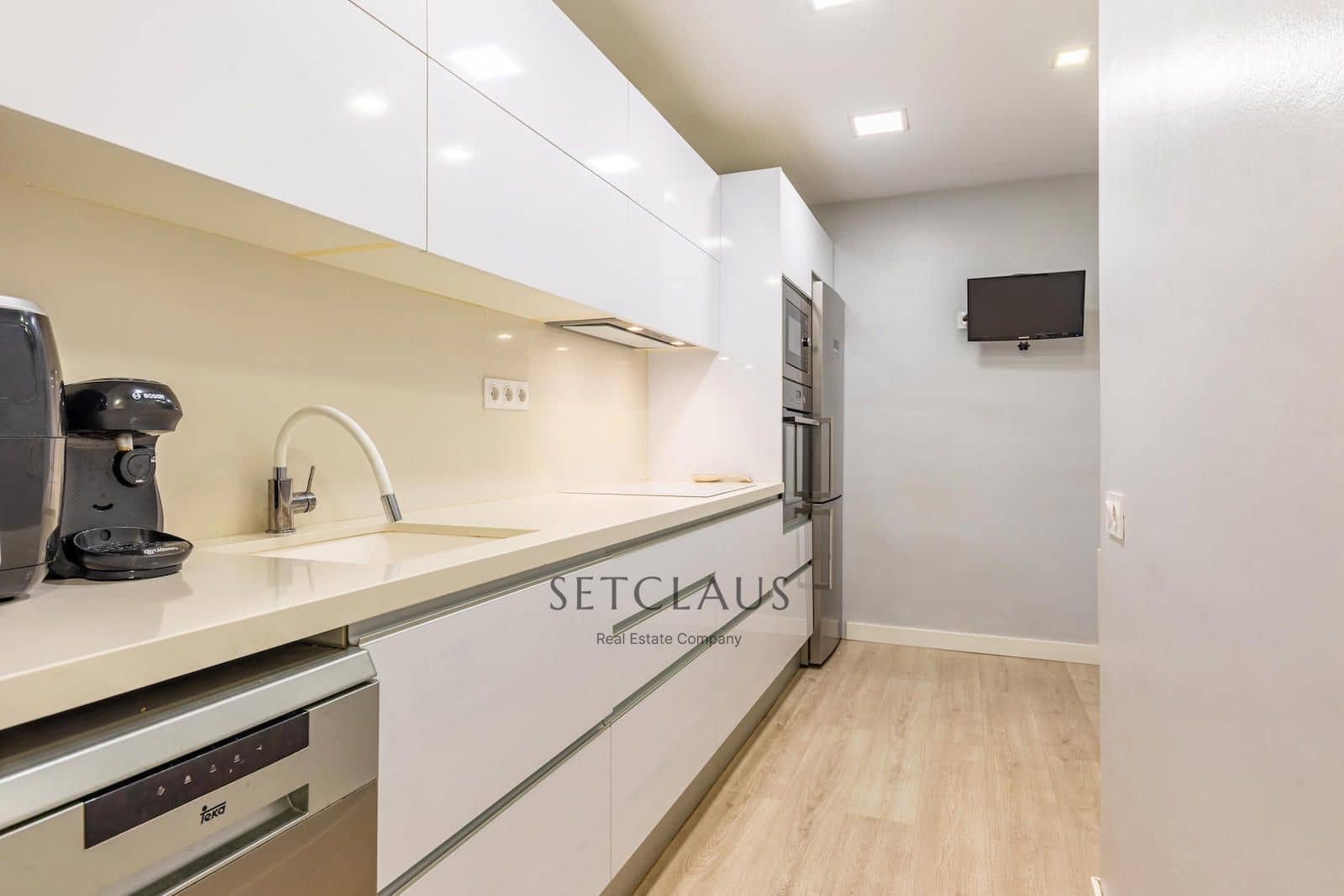 3 soveværelse Lejlighed til salg i Barcelona by - € 399.000 (Ref: 9436452)