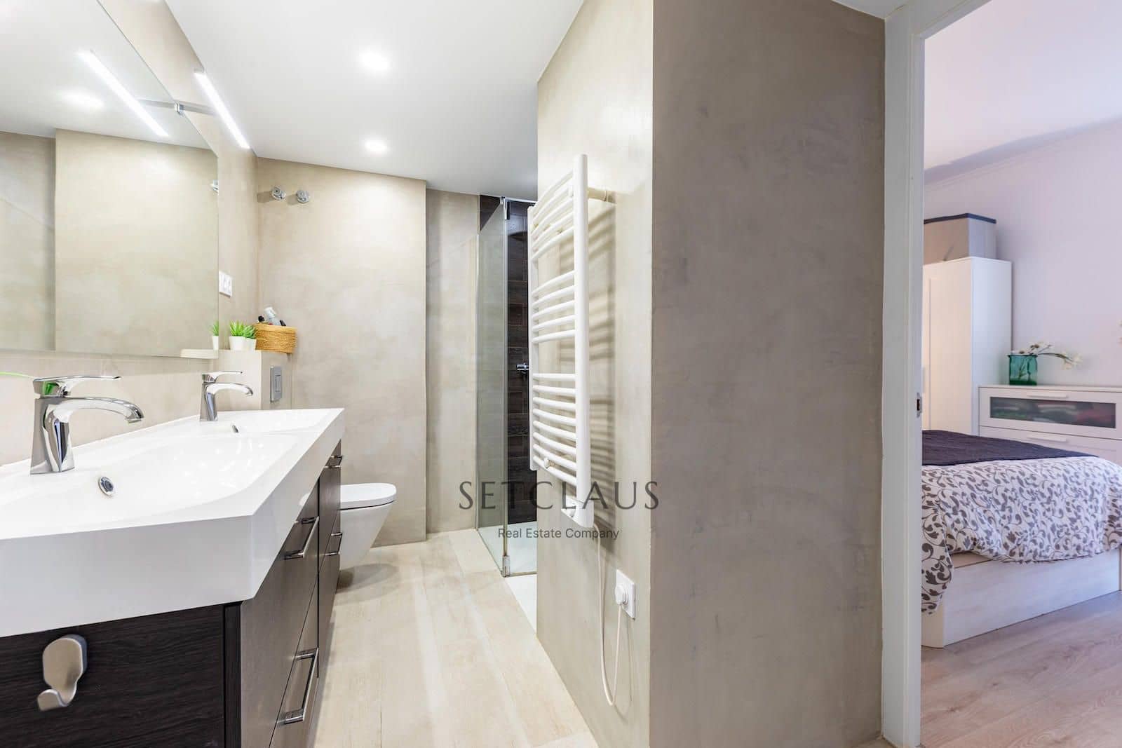 3 soveværelse Lejlighed til salg i Barcelona by - € 399.000 (Ref: 9436452)