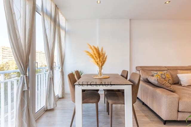 3 bedroom Flat for sale in Provençals del Poblenou, Barcelona city - € 399,000 (Ref: 9436452)