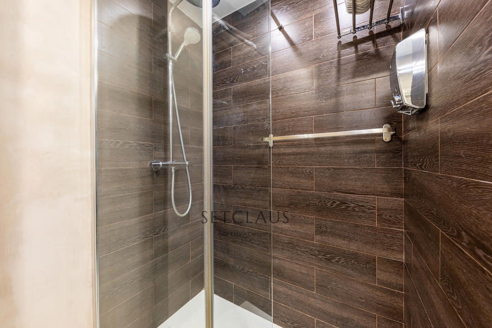 3 soveværelse Lejlighed til salg i Barcelona by - € 399.000 (Ref: 9436452)