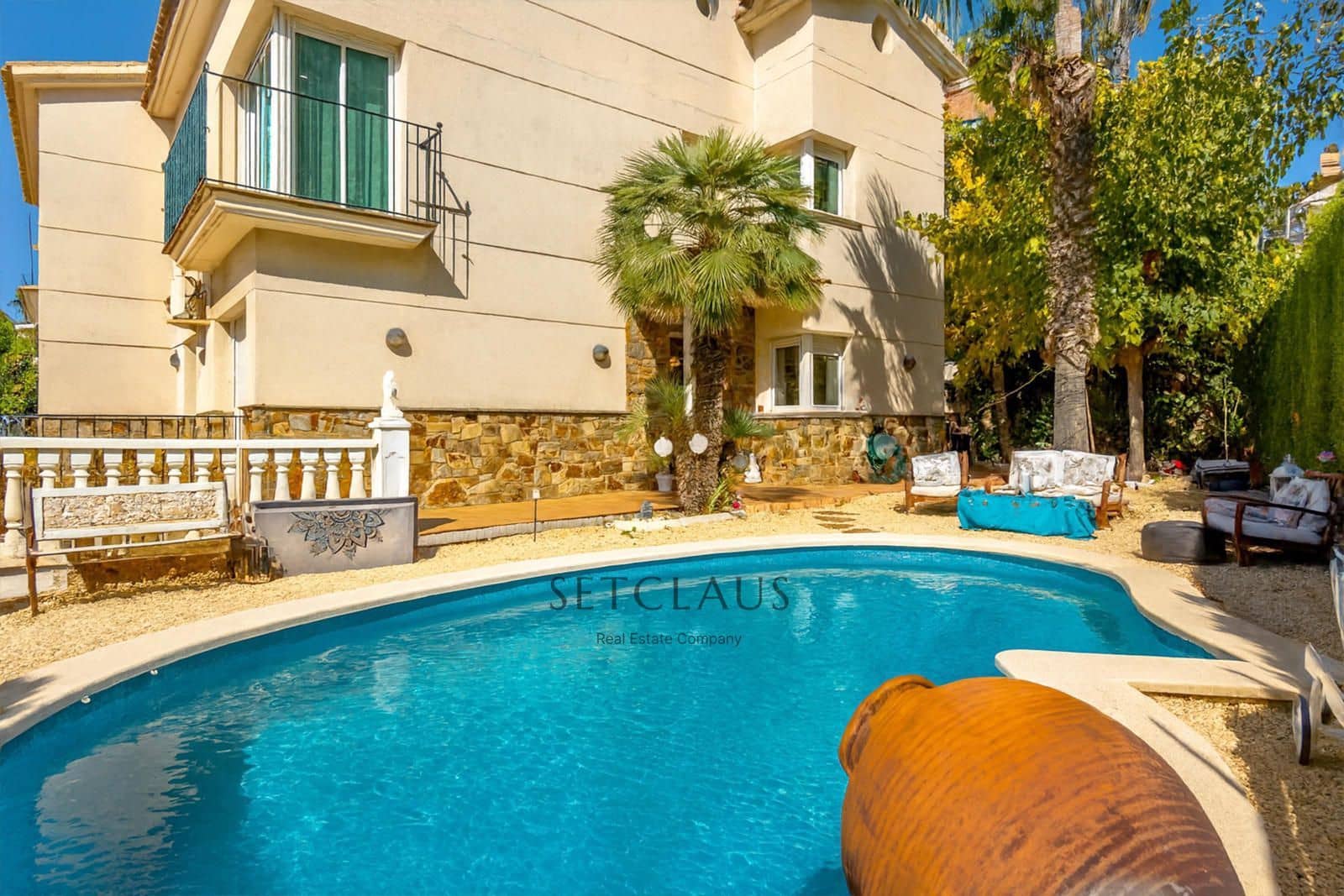 4 soveværelse Byhus til salg i Tiana med swimmingpool - € 699.000 (Ref: 9436453)