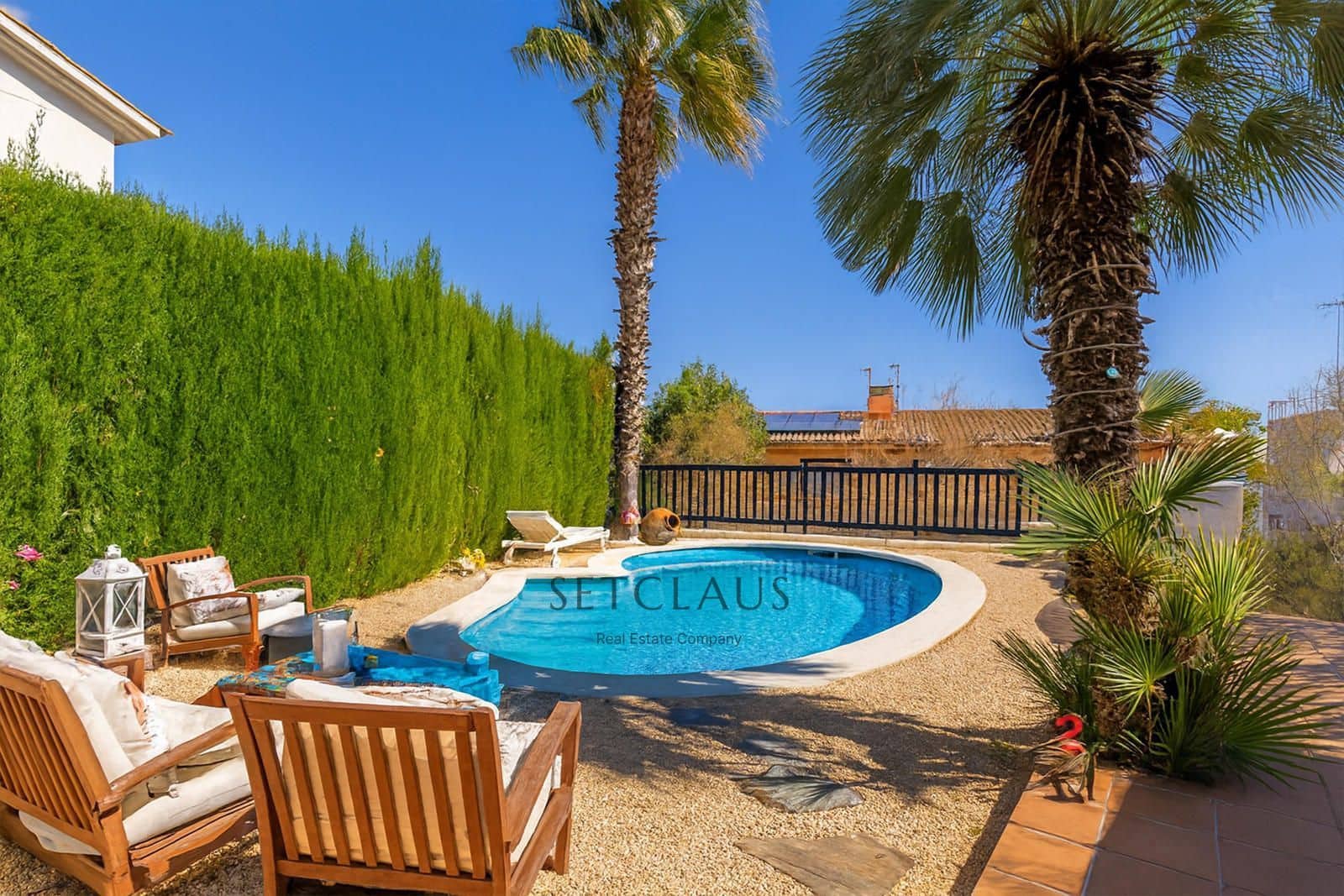 4 soveværelse Byhus til salg i Tiana med swimmingpool - € 699.000 (Ref: 9436453)