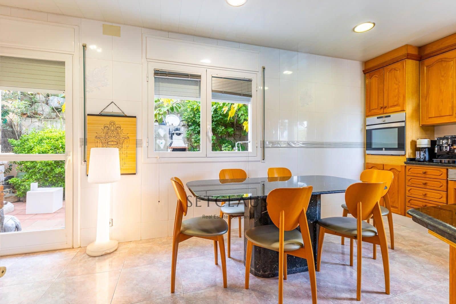 4 soveværelse Byhus til salg i Tiana med swimmingpool - € 699.000 (Ref: 9436453)