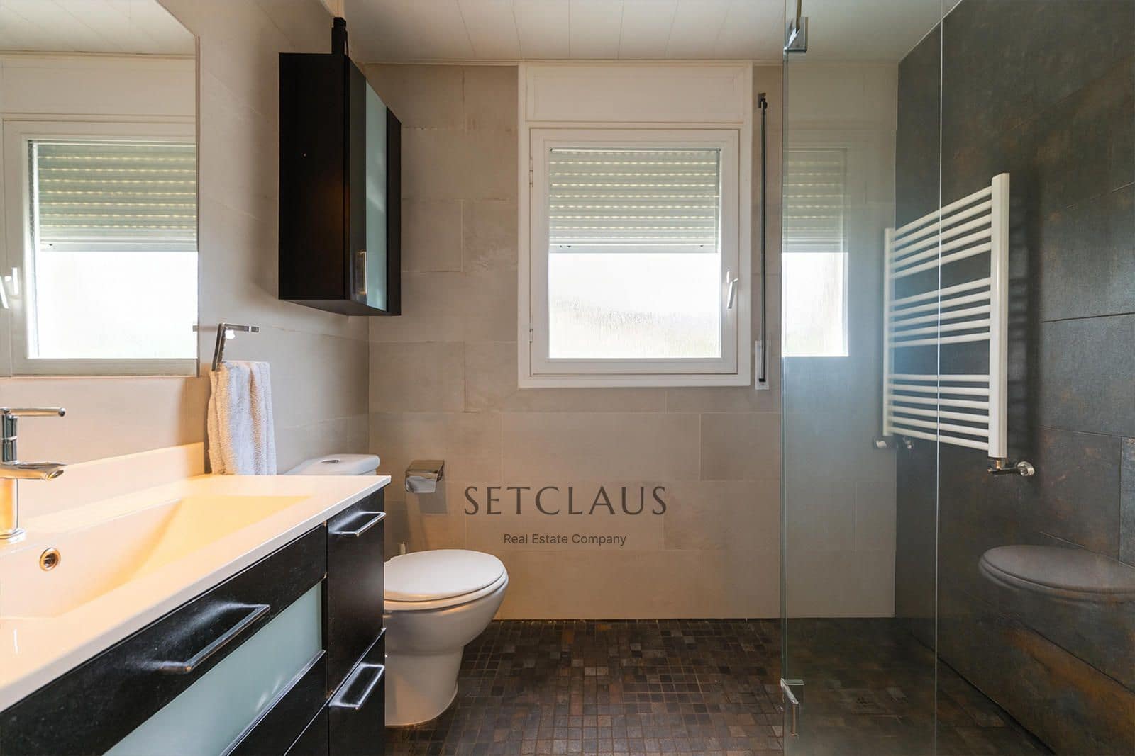 4 soveværelse Byhus til salg i Tiana med swimmingpool - € 699.000 (Ref: 9436453)