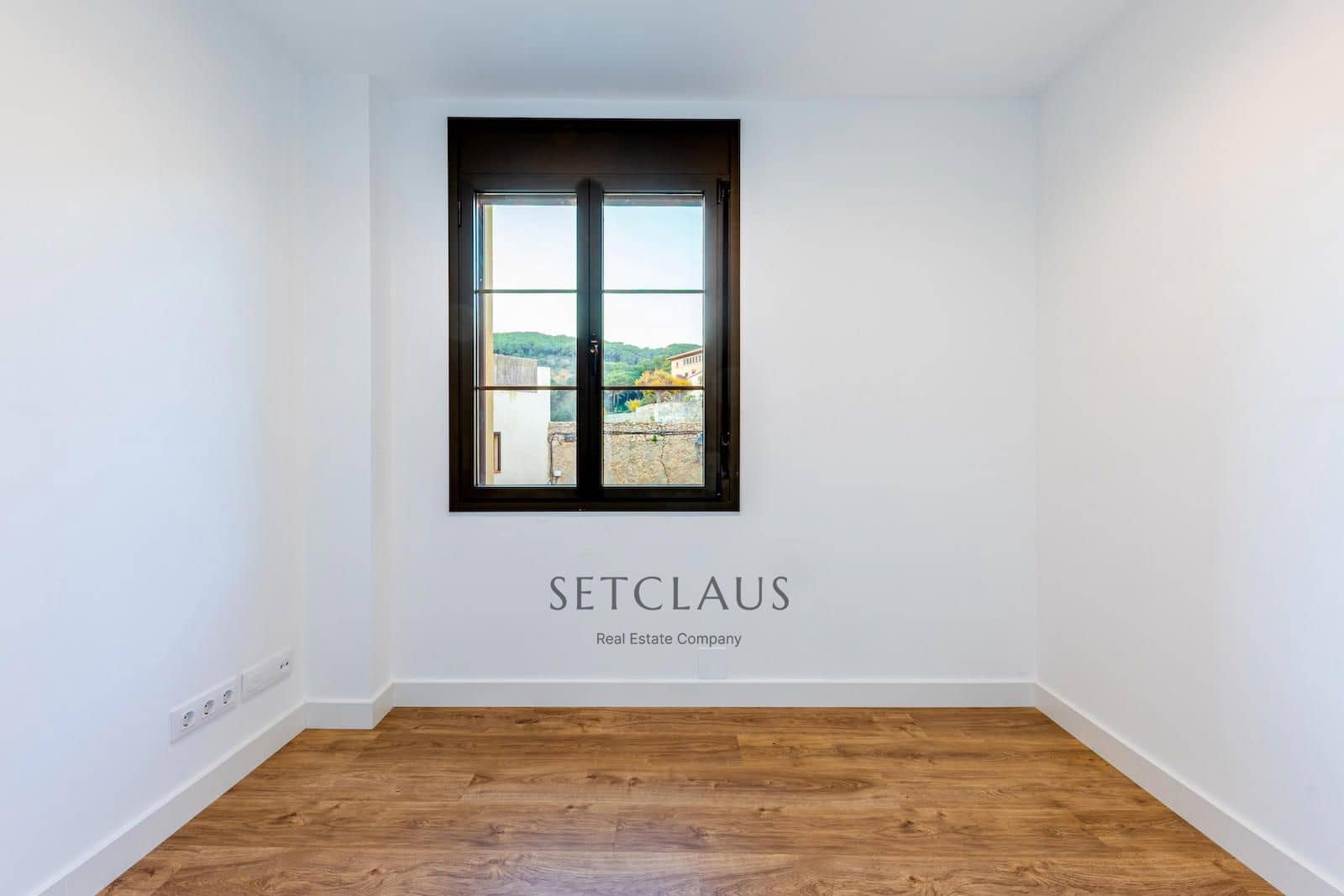 3 sypialnia Mieszkanie do wynajęcia w Teia z garażem - 1 600 € (Ref: 9438616)