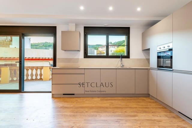 3 bedroom Flat for rent in Teià with garage - € 1,600 (Ref: 9438616)