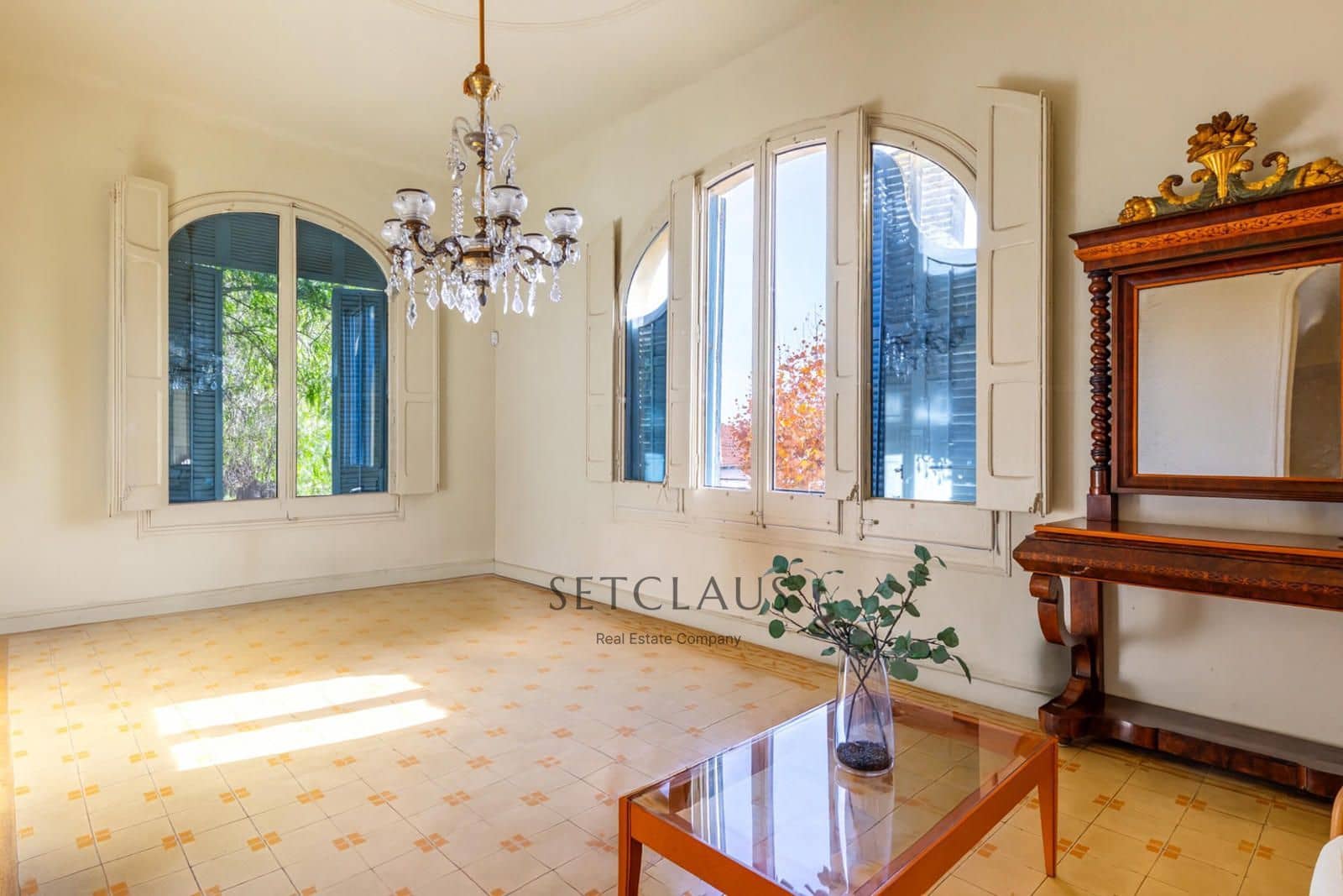 9 sypialnia Willa na sprzedaż w El Masnou z basenem garażem - 2 500 000 € (Ref: 9450579)