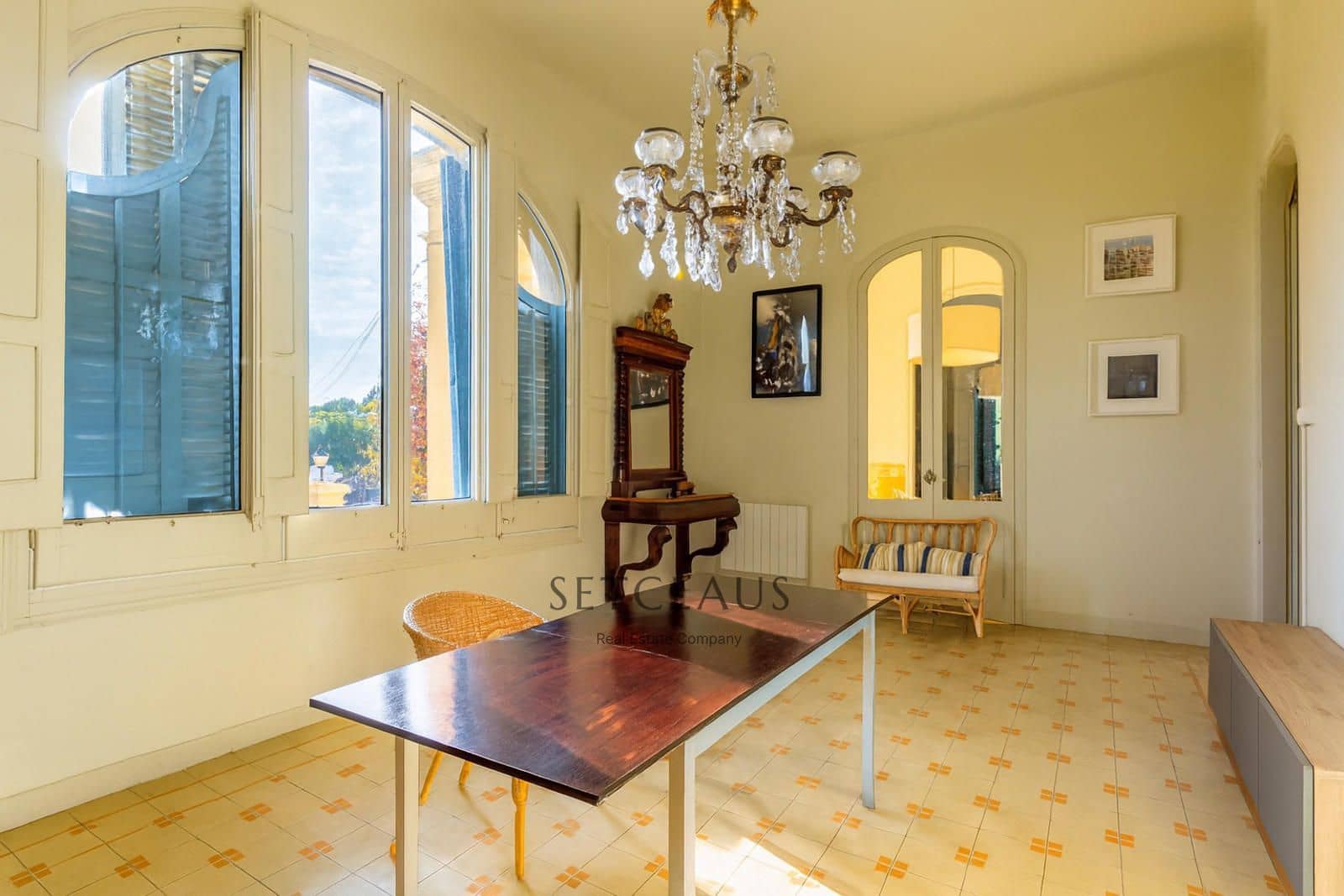 9 sypialnia Willa na sprzedaż w El Masnou z basenem garażem - 2 500 000 € (Ref: 9450579)