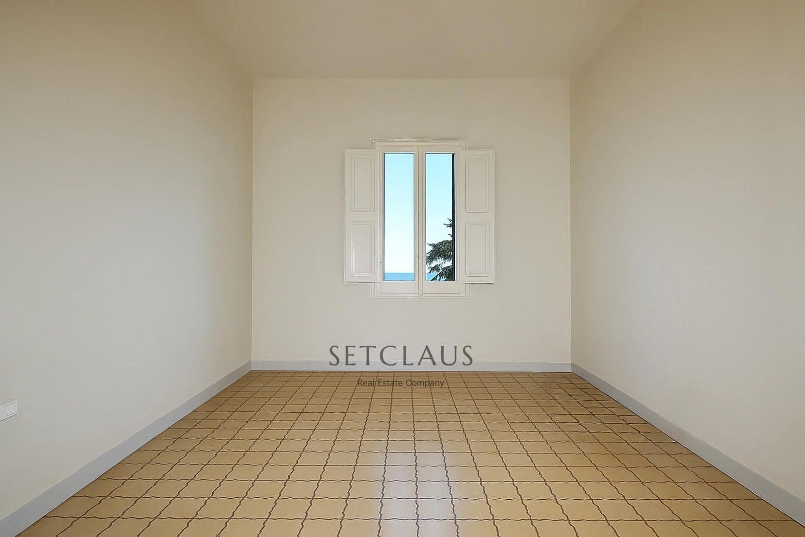 9 sypialnia Willa na sprzedaż w El Masnou z basenem garażem - 2 500 000 € (Ref: 9450579)