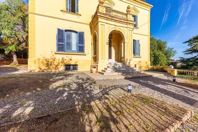9 soveværelse Villa til salg i El Masnou med swimmingpool garage - € 2.500.000 (Ref: 9450579)