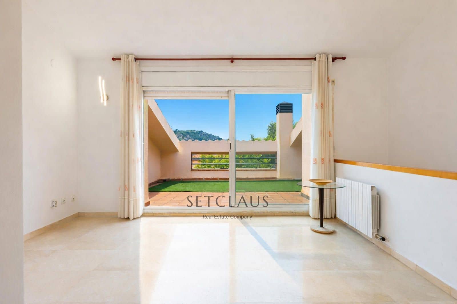 4 slaapkamer Huis te koop in Tiana met garage - € 660.000 (Ref: 9450580)