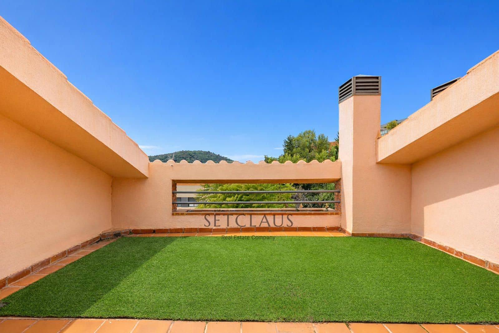 4 slaapkamer Huis te koop in Tiana met garage - € 660.000 (Ref: 9450580)