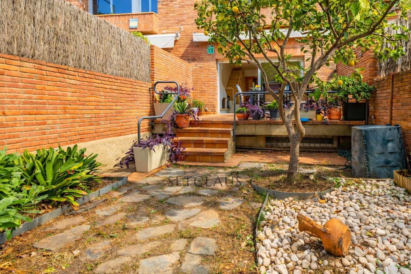 4 slaapkamer Huis te koop in Tiana met garage - € 660.000 (Ref: 9450580)