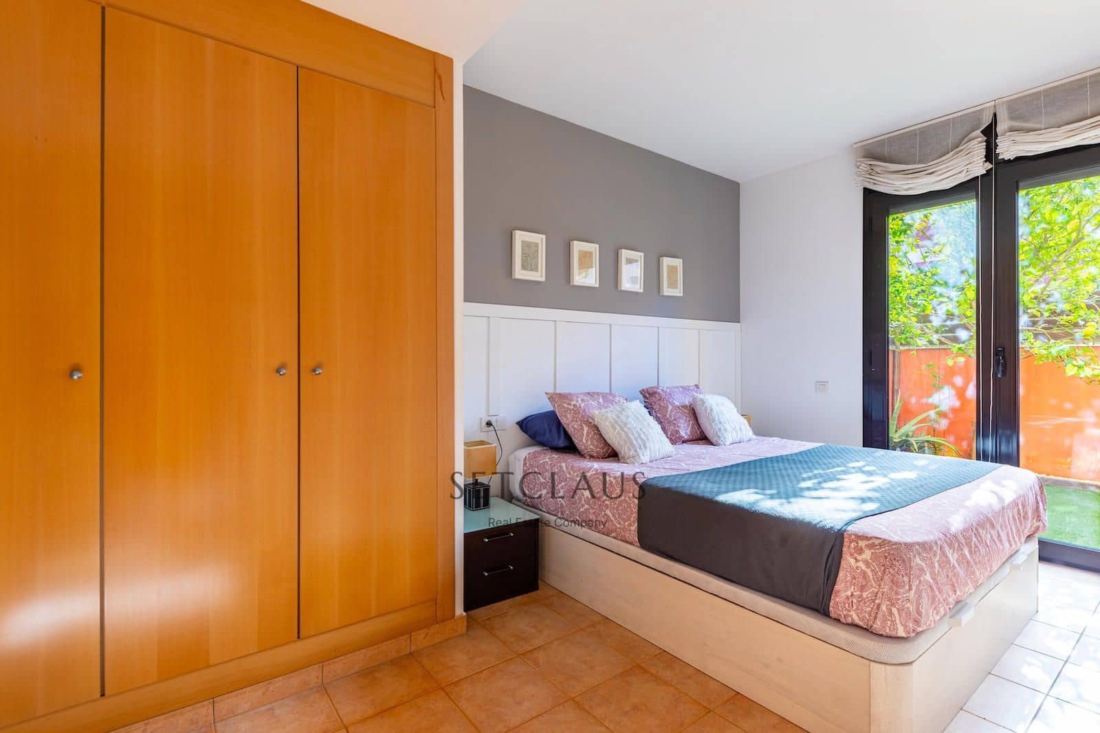 2 bedroom Flat for sale in Lloret de Mar with pool garage - € 298,000 (Ref: 9460614)