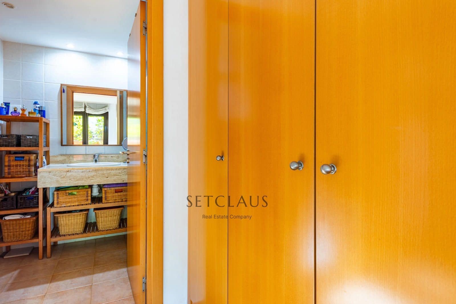 2 bedroom Flat for sale in Lloret de Mar with pool garage - € 298,000 (Ref: 9460614)