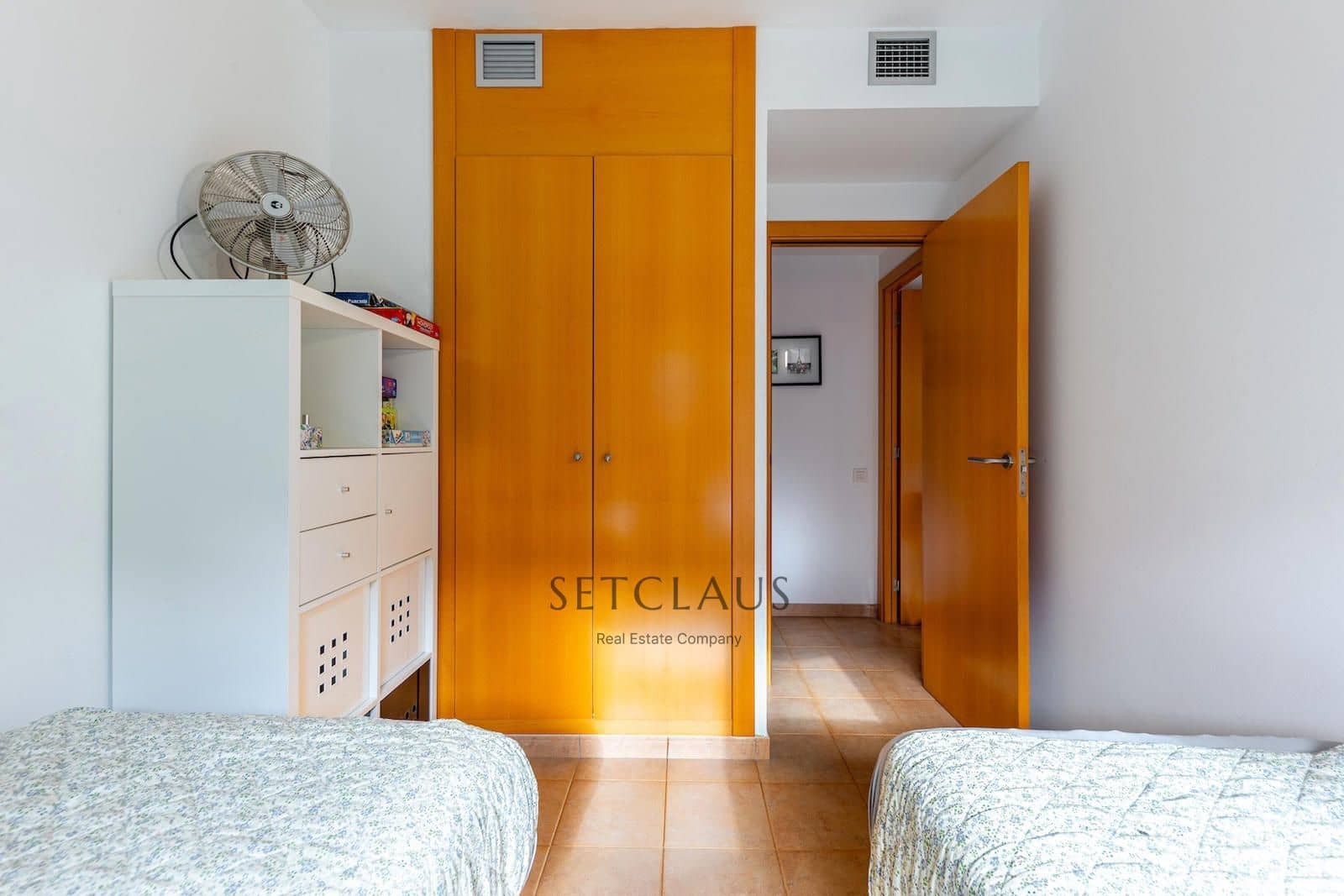 2 bedroom Flat for sale in Lloret de Mar with pool garage - € 298,000 (Ref: 9460614)