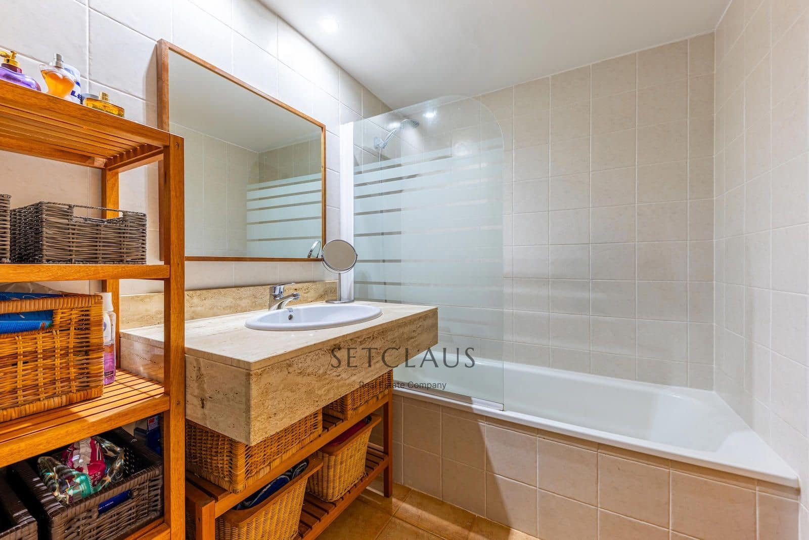 2 bedroom Flat for sale in Lloret de Mar with pool garage - € 298,000 (Ref: 9460614)