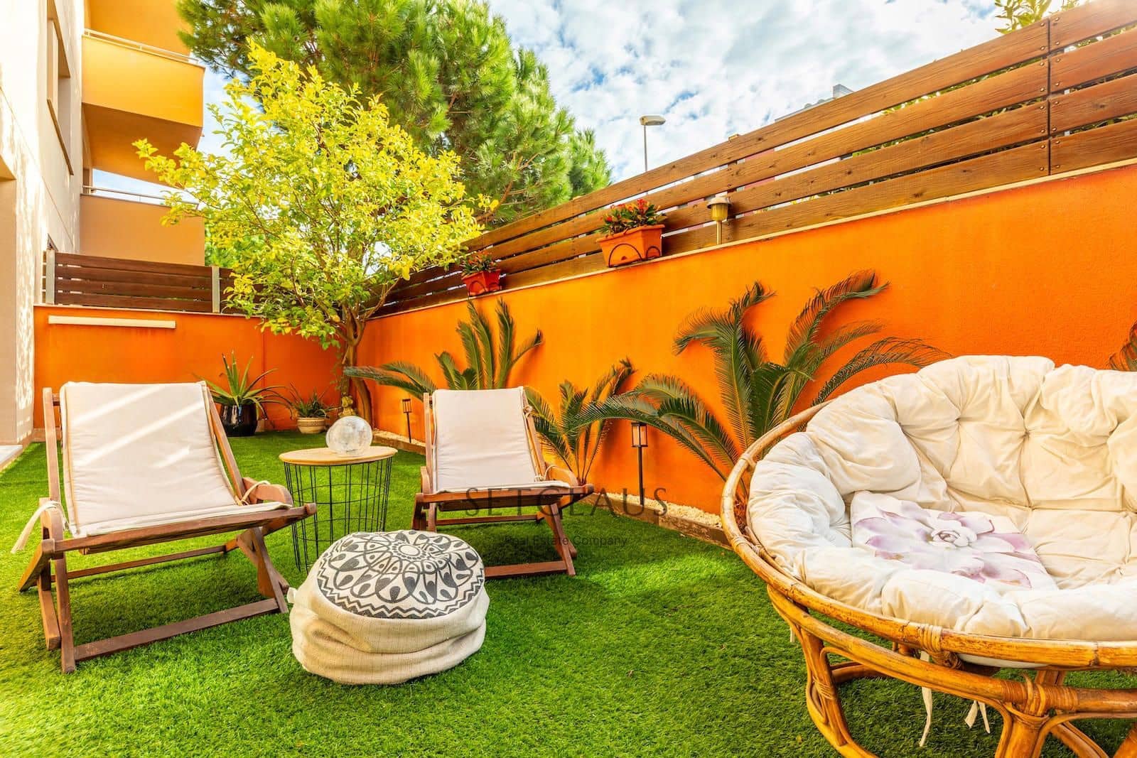 2 bedroom Flat for sale in Lloret de Mar with pool garage - € 298,000 (Ref: 9460614)