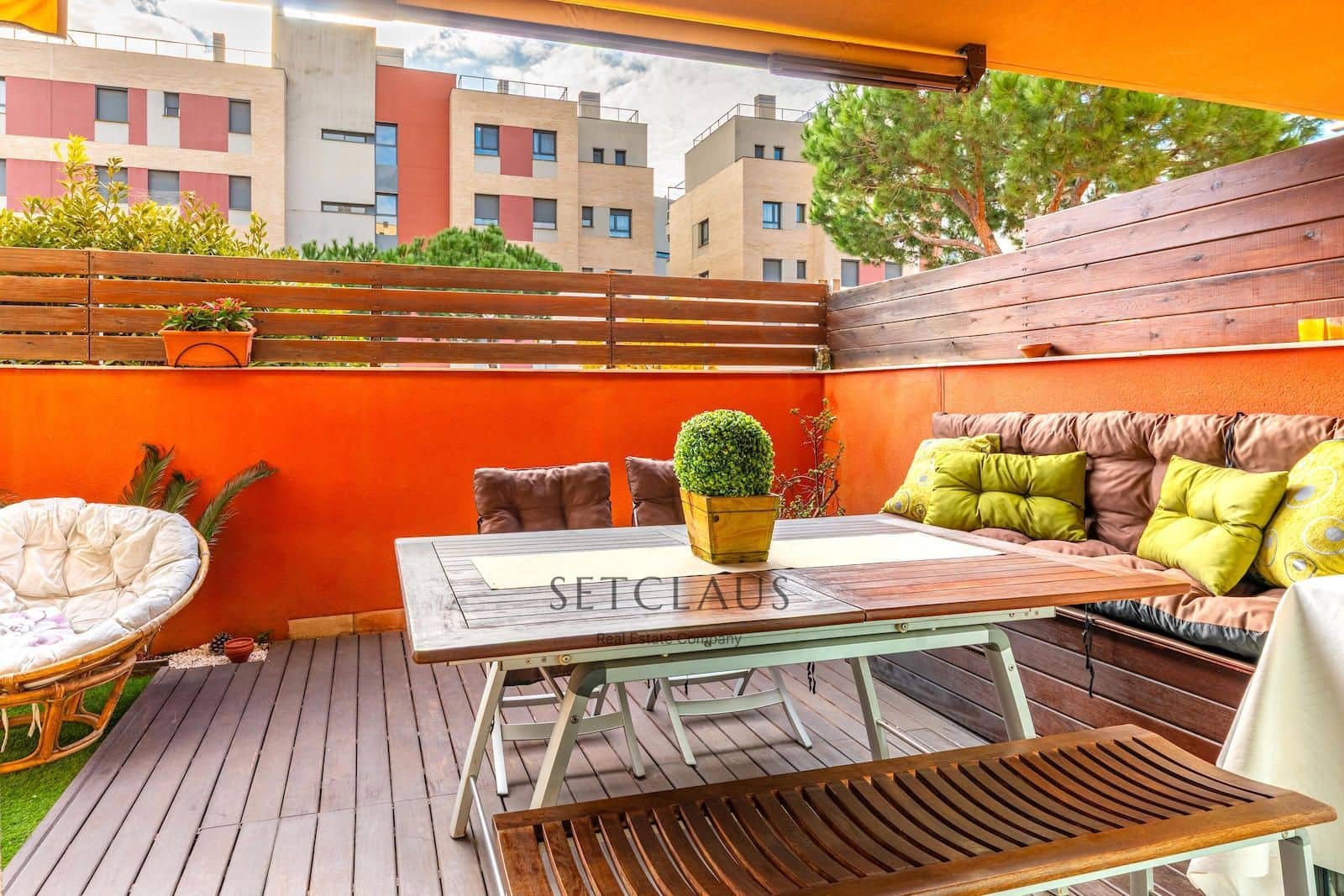 2 bedroom Flat for sale in Lloret de Mar with pool garage - € 298,000 (Ref: 9460614)