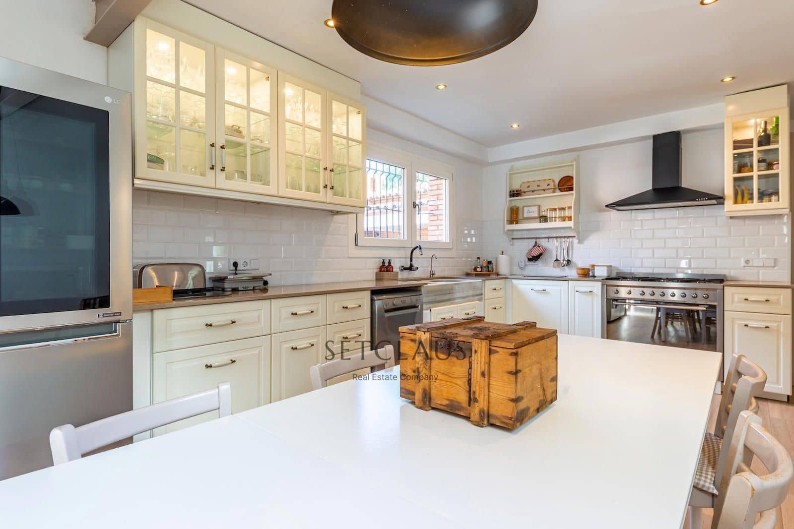 5 bedroom Villa for sale in Premia de Dalt - € 1,295,000 (Ref: 9496470)