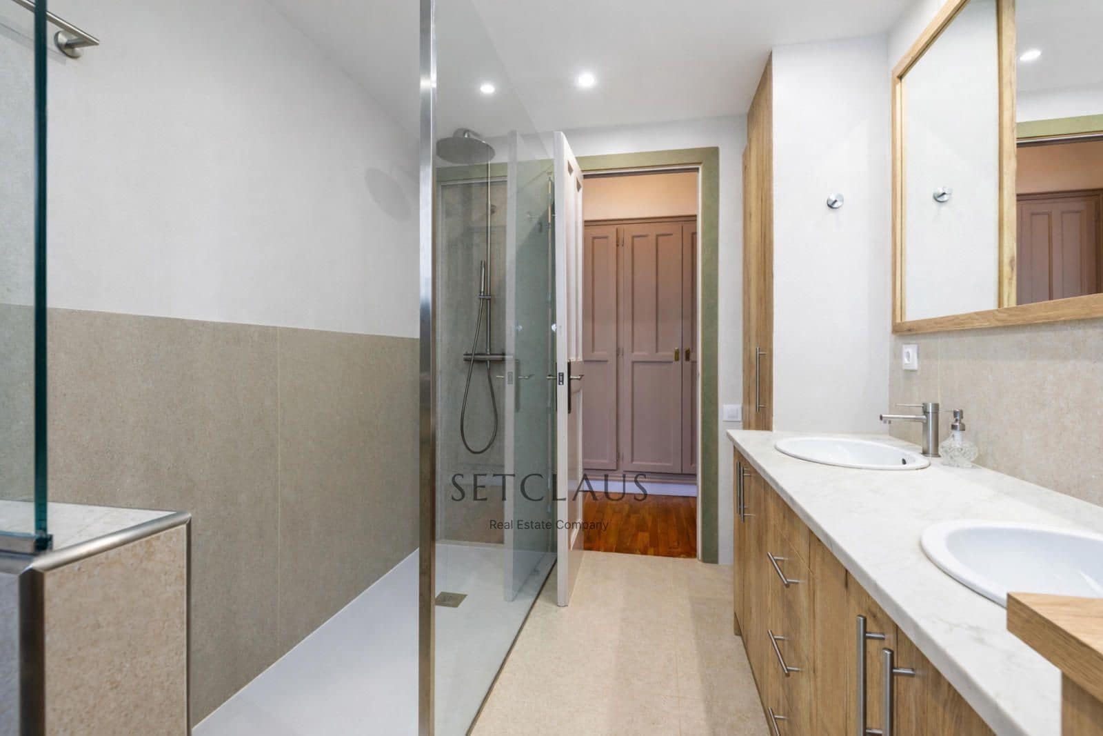 5 bedroom Villa for sale in Premia de Dalt - € 1,295,000 (Ref: 9496470)