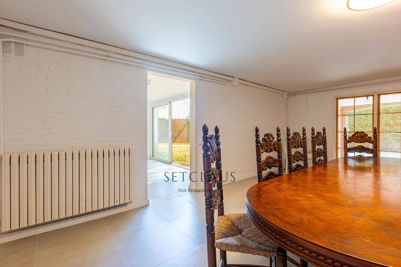 5 bedroom Villa for sale in Premia de Dalt - € 1,295,000 (Ref: 9496470)