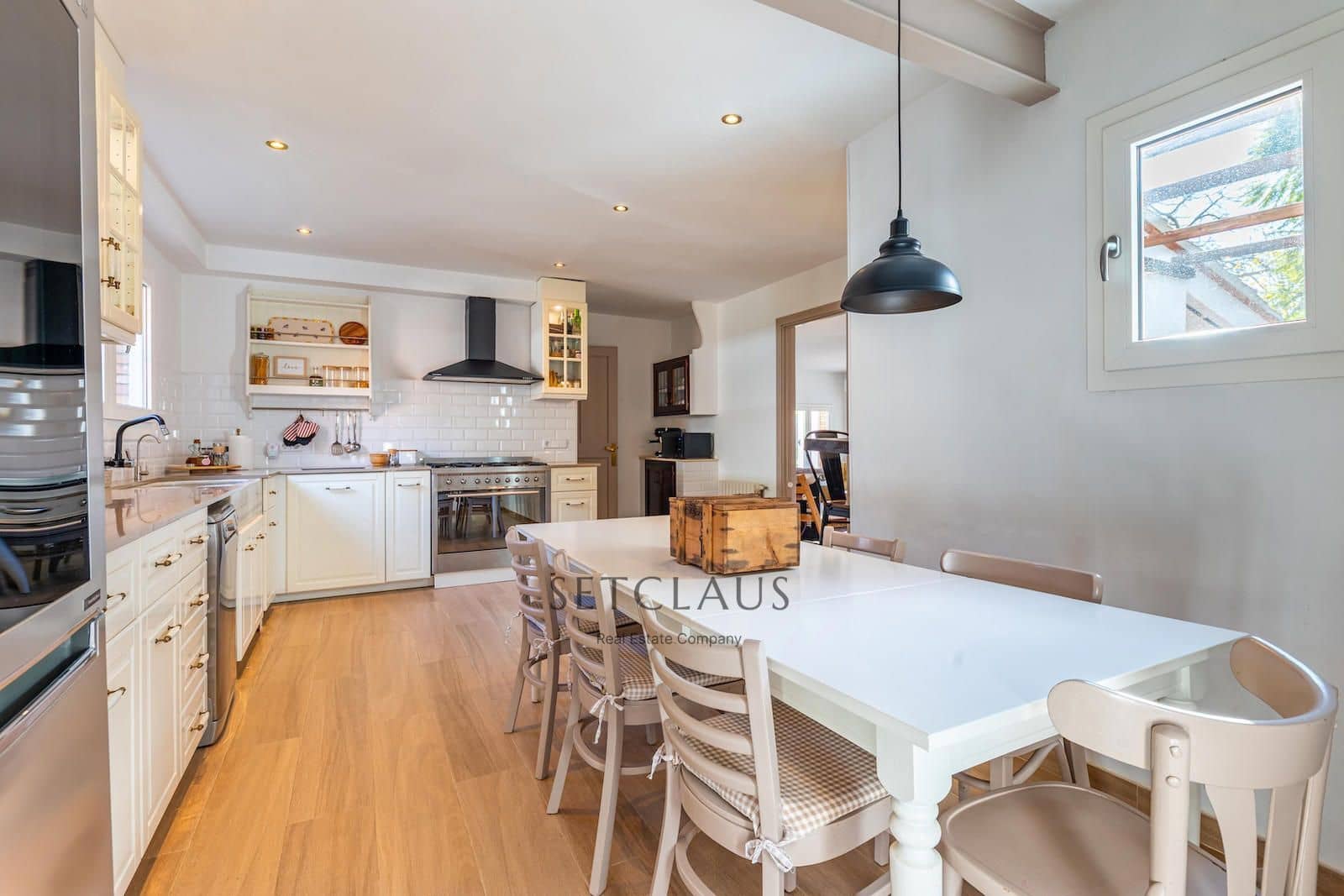 5 bedroom Villa for sale in Premia de Dalt - € 1,295,000 (Ref: 9496470)