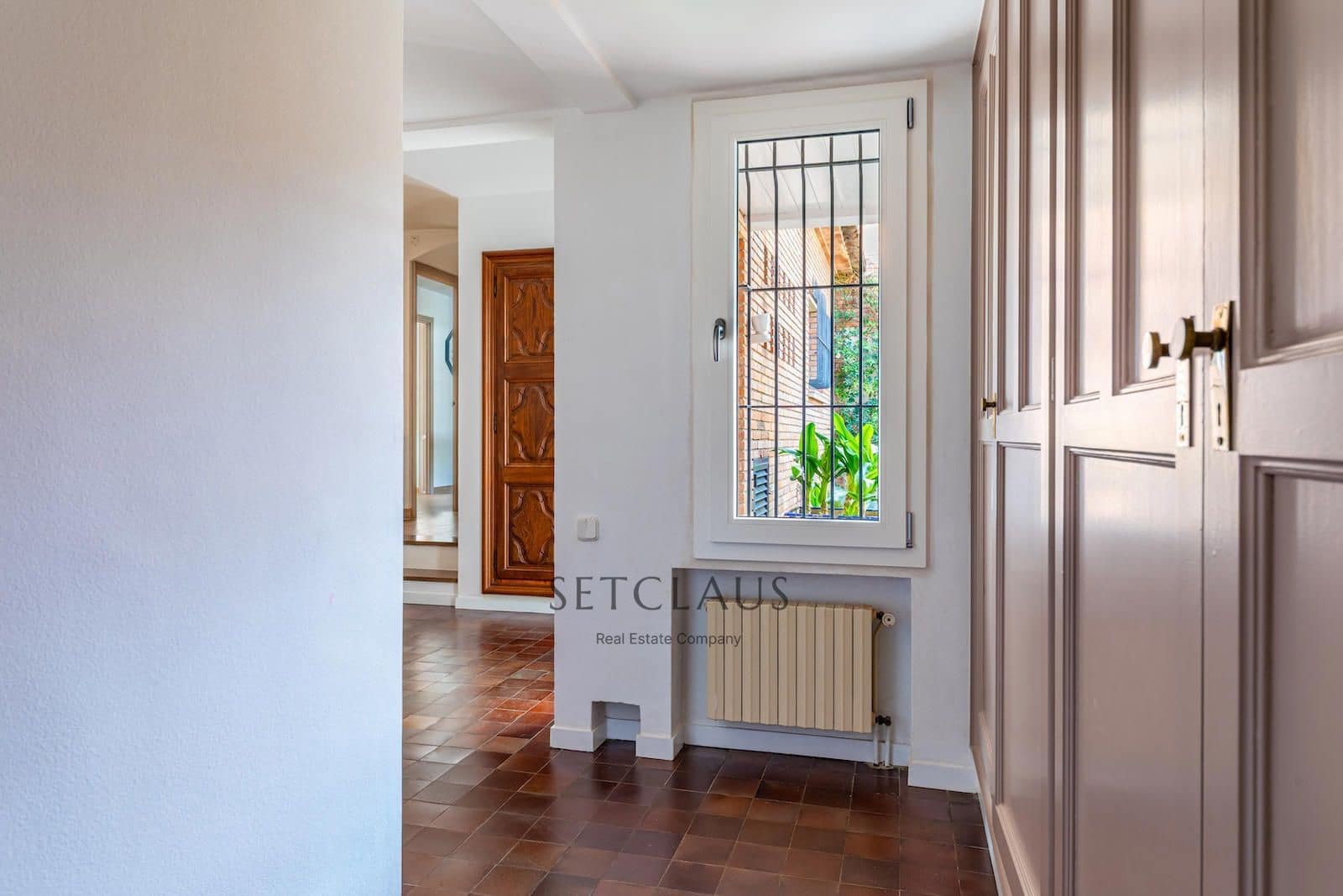 5 bedroom Villa for sale in Premia de Dalt - € 1,295,000 (Ref: 9496470)