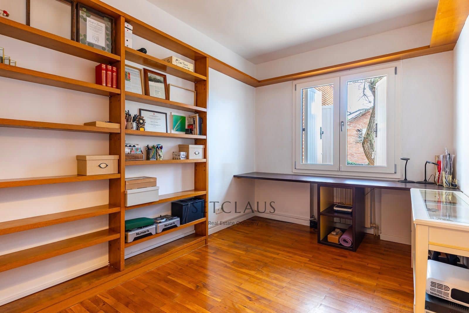 5 bedroom Villa for sale in Premia de Dalt - € 1,295,000 (Ref: 9496470)