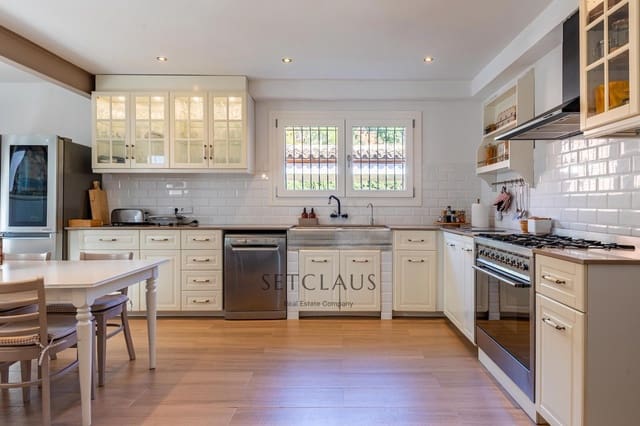 5 soverom Villa til salgs i Premià de Dalt - € 1 295 000 (Ref: 9496470)