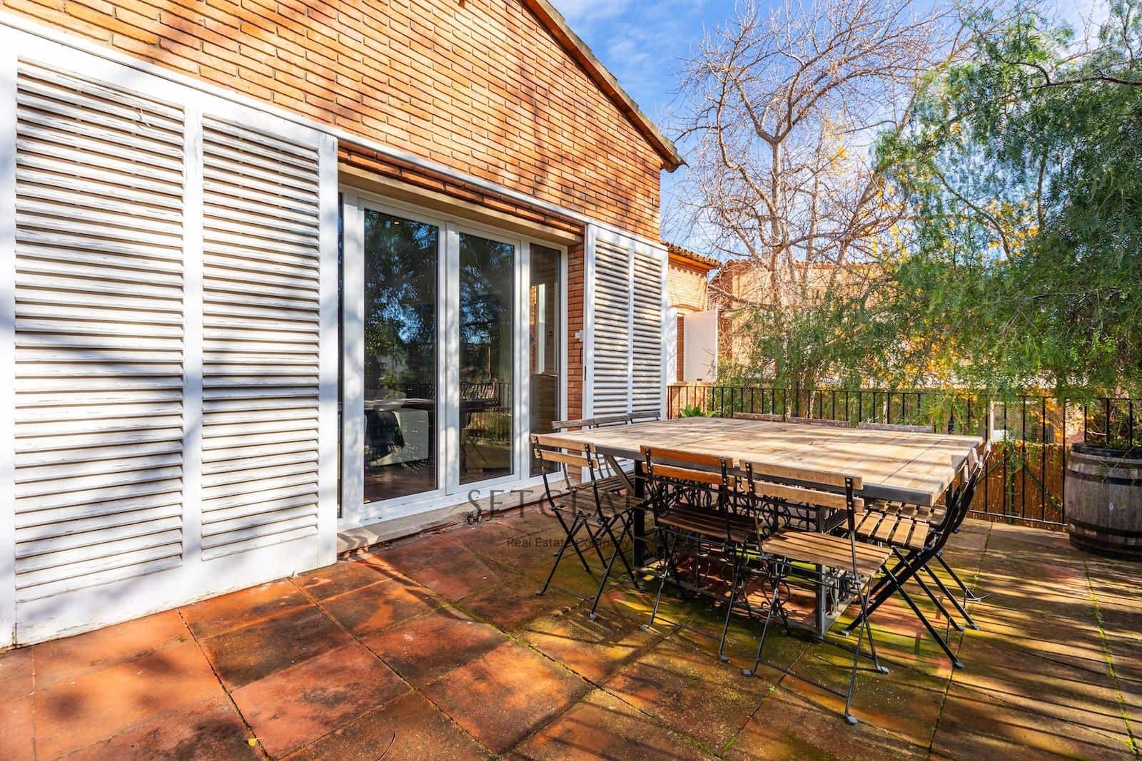 5 bedroom Villa for sale in Premia de Dalt - € 1,295,000 (Ref: 9496470)