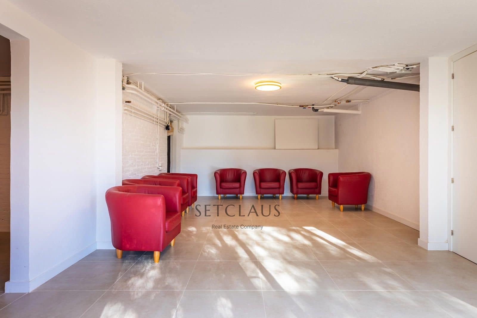 5 bedroom Villa for sale in Premia de Dalt - € 1,295,000 (Ref: 9496470)