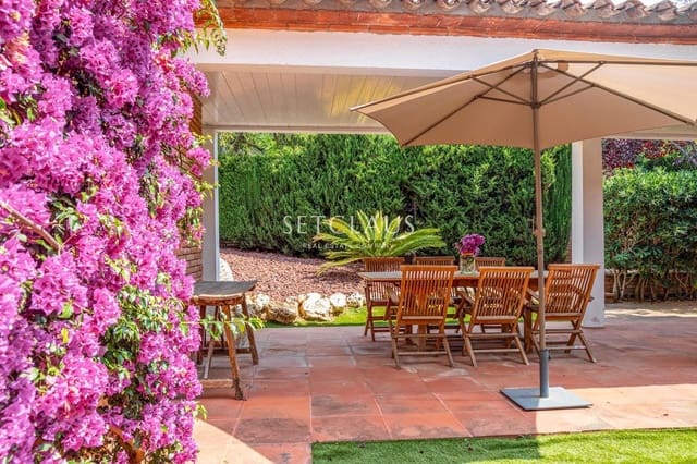 Chalet de 5 habitaciones en Premià de Dalt en venta con garaje - 995.000 € (Ref: 9496470)
