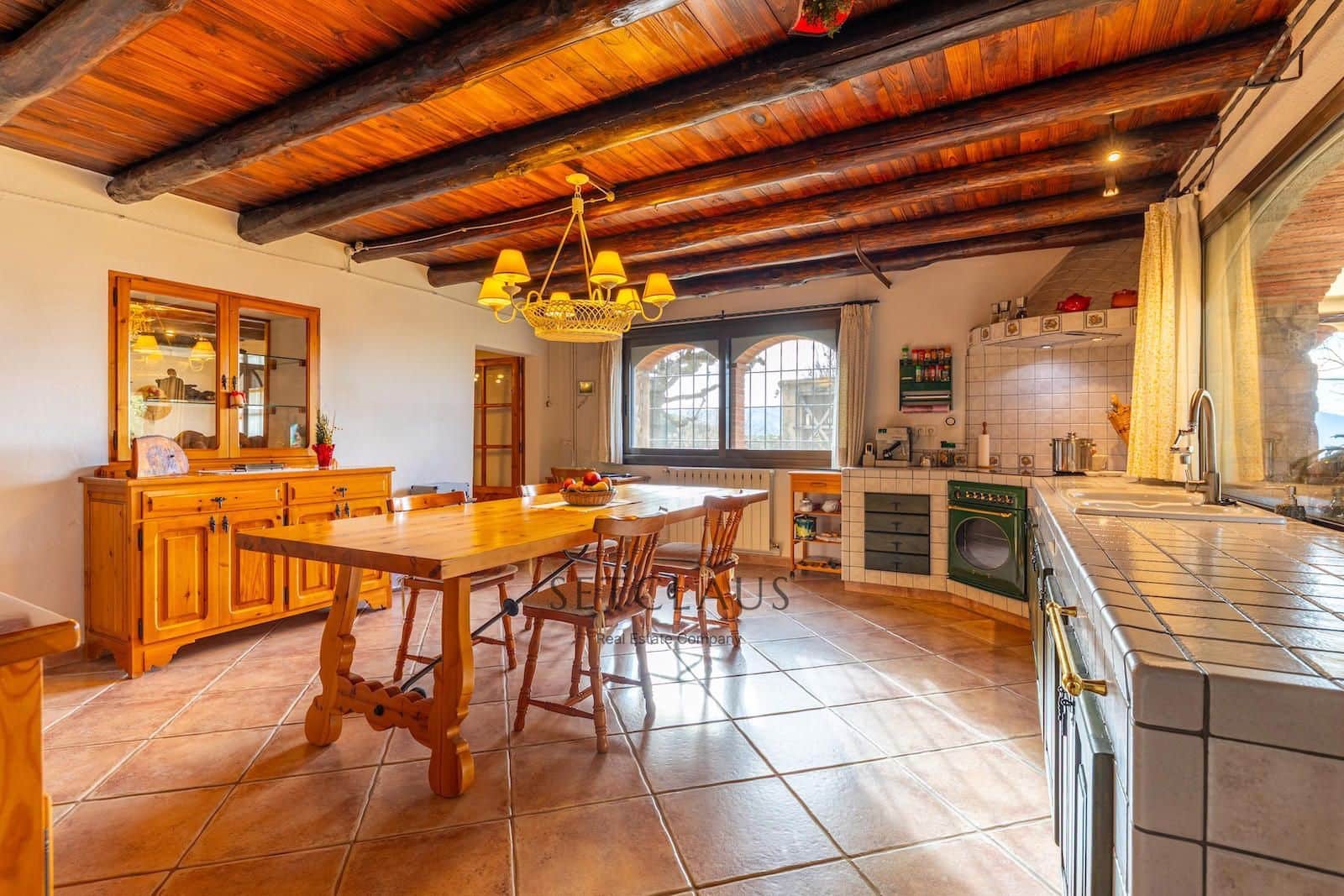 6 soveværelse Villa til salg i Breda med swimmingpool garage - € 1.100.000 (Ref: 9496577)