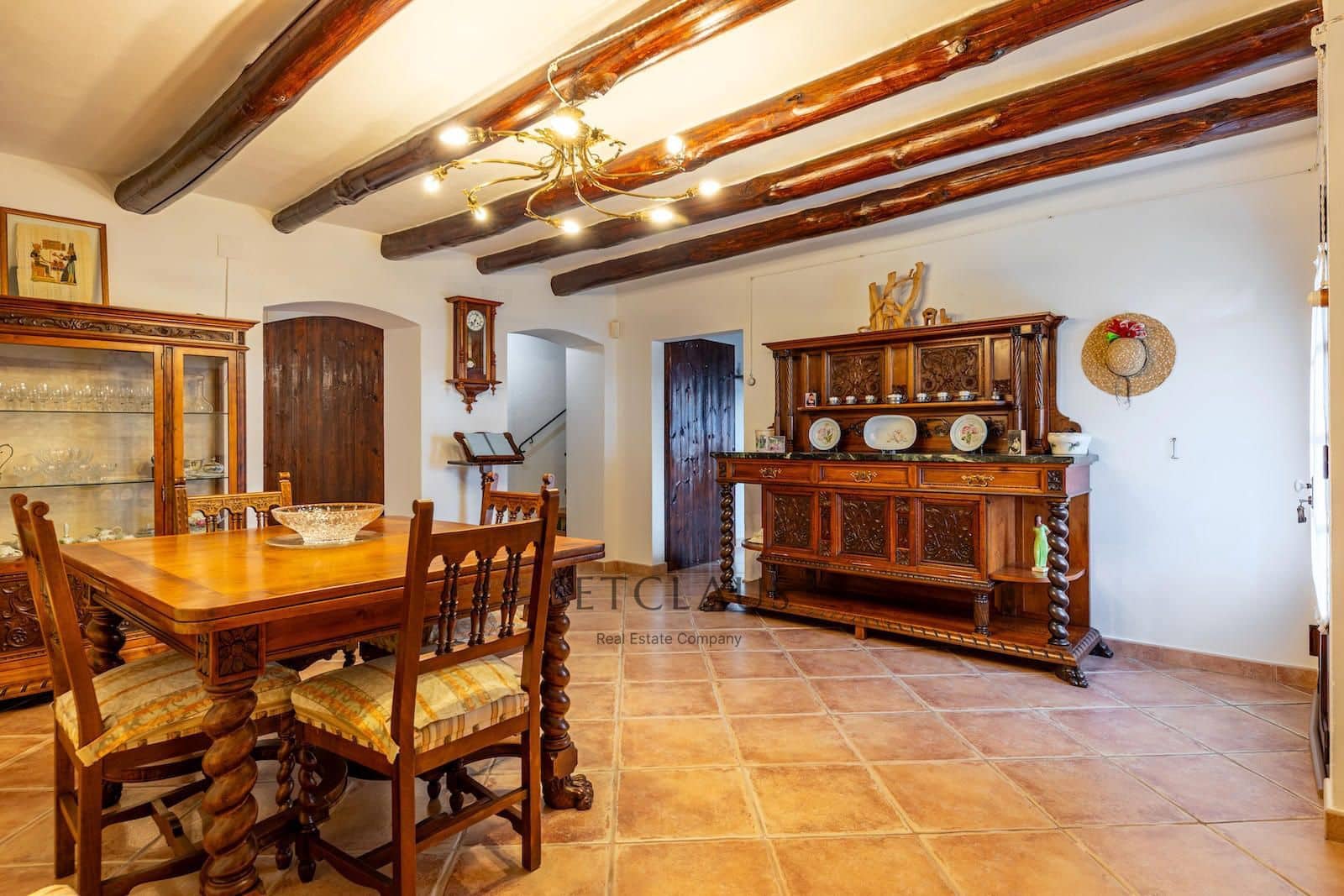 6 soveværelse Villa til salg i Breda med swimmingpool garage - € 1.100.000 (Ref: 9496577)